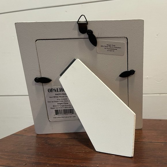 NEW Opalhouse Photo Frame White Wood with Gold Stars 4” x 4” - Picture 2 of 3